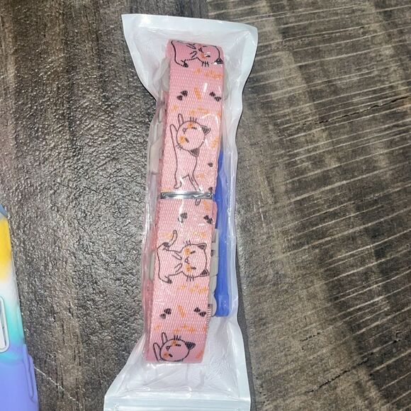 New in packaging 3 layer protection adjustable tablet strap case - Picture 3 of 6